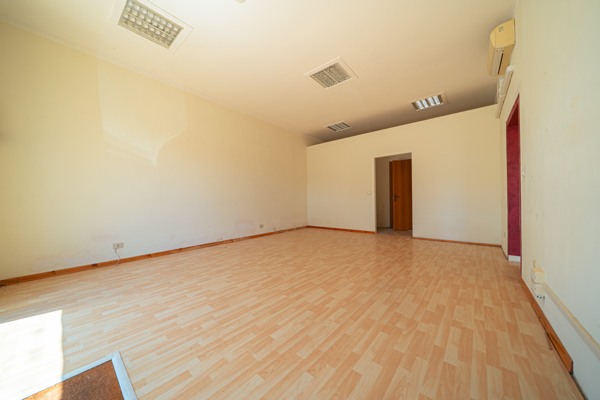 Locale_Commerciale_Rosignano_5