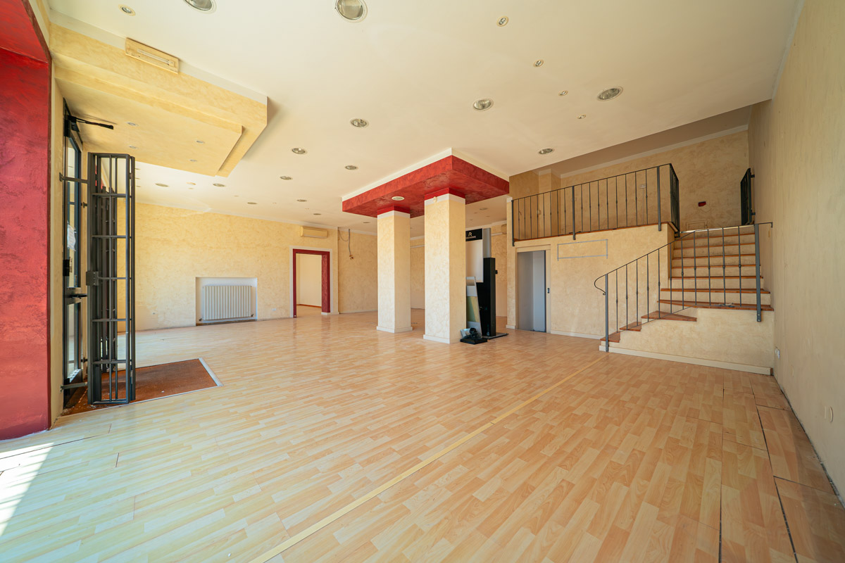 Locale_Commerciale_Rosignano_9